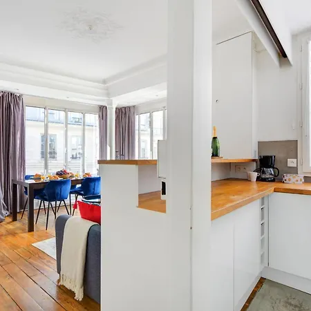 Serenty - 2br - Le Louvre & Saint Germain Apartment Paris
